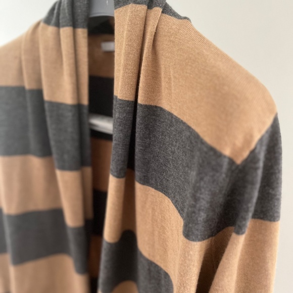 Long Grey Tan Striped Viscose Cardigan with No Fastener - Picture 3 of 9